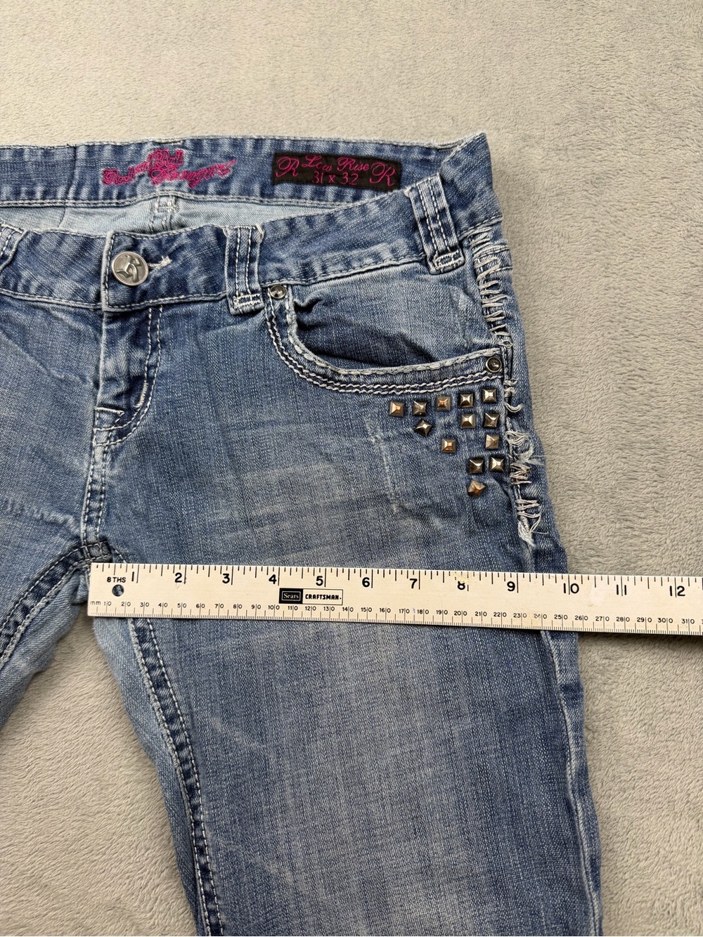Rock n roll studded jeans - Picture 6 of 11